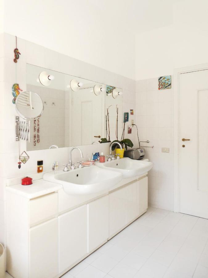 Art Design Duomo Suites Milan Bagian luar foto